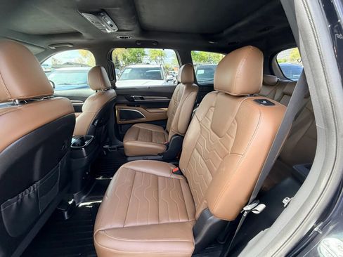 Used 2021 Kia Telluride SX w/ SX Prestige Package AWD/4WD image 15