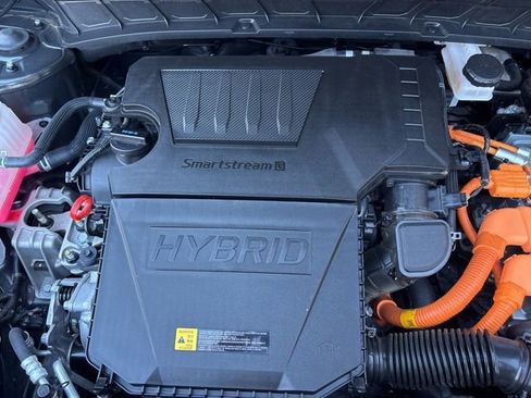 Certified 2024 Kia Niro LX image 34