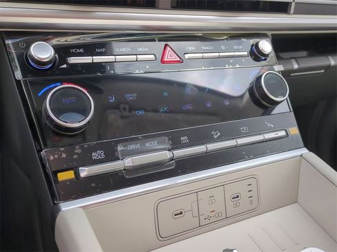 New 2026 Hyundai Santa Fe SEL image 16