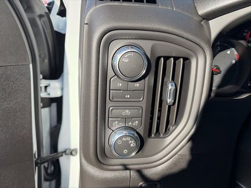 New 2026 GMC Sierra 2500 Pro image 19