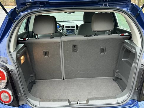 Used 2014 Chevrolet Sonic LT w/ Fun and Sun Package image 11