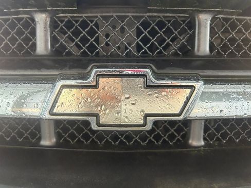 Used 2003 Chevrolet S10 Pickup LS image 30