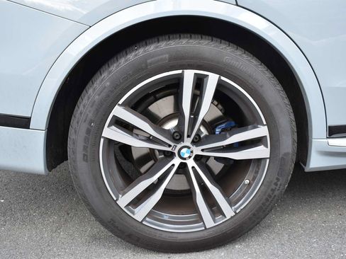 Certified 2024 BMW X7 xDrive40i w/ Executive Package AWD/4WD image 21