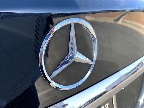 Certified 2018 Mercedes-Benz C 300 Sedan image 10