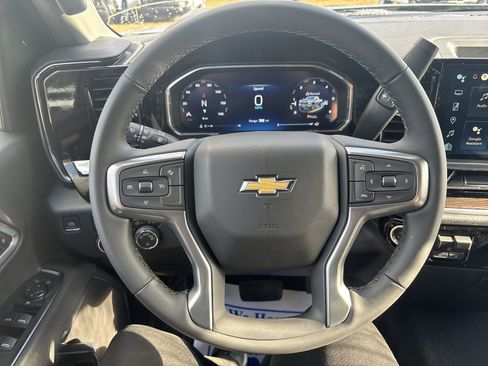New 2026 Chevrolet Silverado 2500 LT image 17