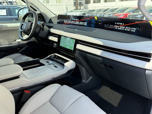 New 2026 Lincoln Navigator L Reserve image 10