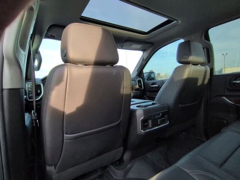 Used 2019 GMC Sierra 1500 SLT image 18