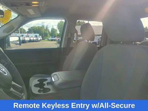 Used 2018 RAM 1500 Express w/ Express Value Package AWD/4WD image 14
