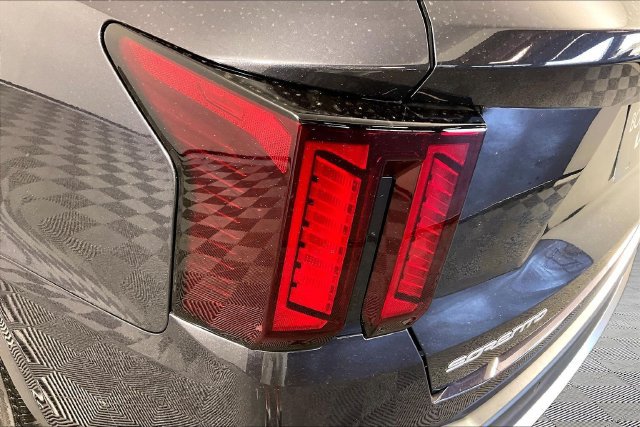 Certified 2026 Kia Sorento EX FWD image 19