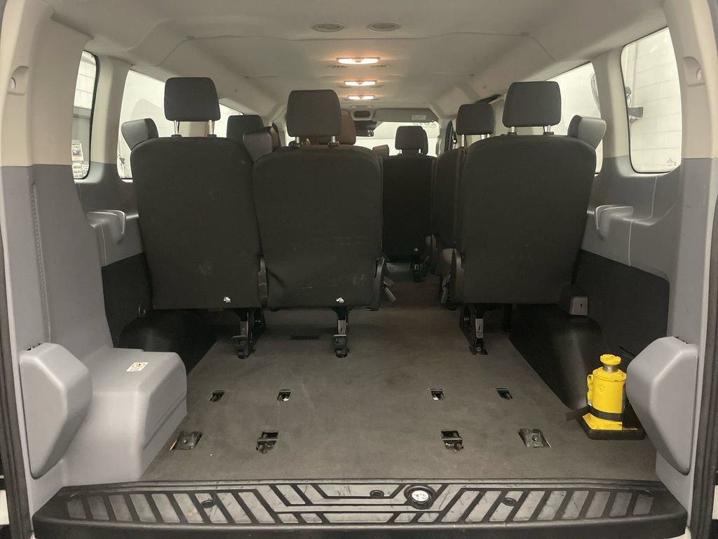 Used 2019 Ford Transit 350 XLT RWD image 15