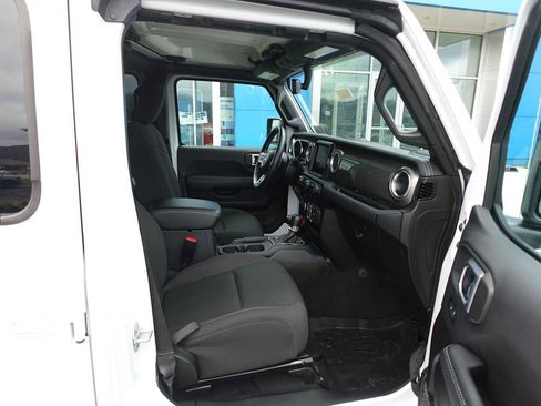 Used 2023 Jeep Wrangler Sahara w/ LED Lighting Group image 31