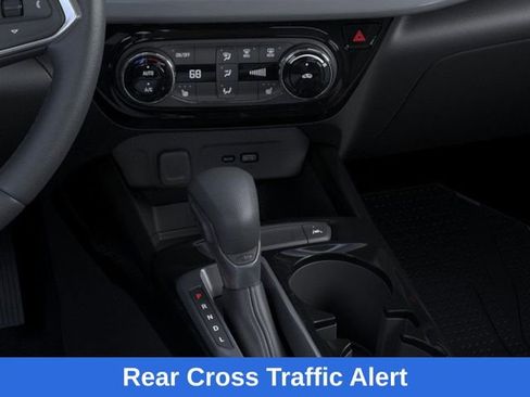 New 2026 Chevrolet Trax LT image 24