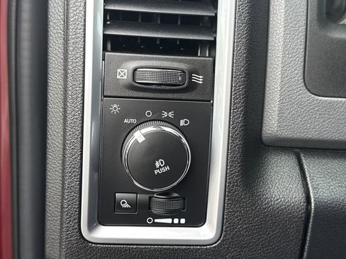 Used 2016 RAM 1500 Big Horn image 38