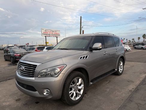 Used 2012 INFINITI QX56 2WD w/ Theater Pkg image 3
