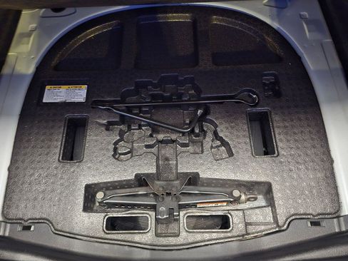 Used 2023 Toyota Camry SE FWD image 37
