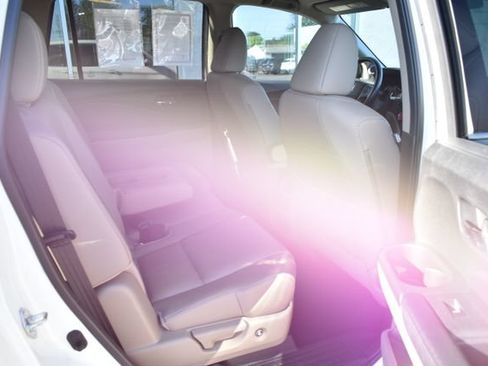 Used 2017 Honda Pilot EX-L image 48
