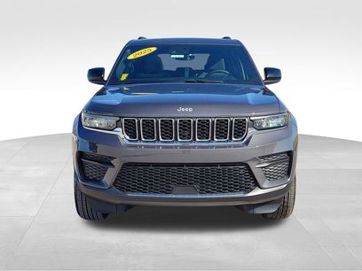 New 2025 Jeep Grand Cherokee Laredo X