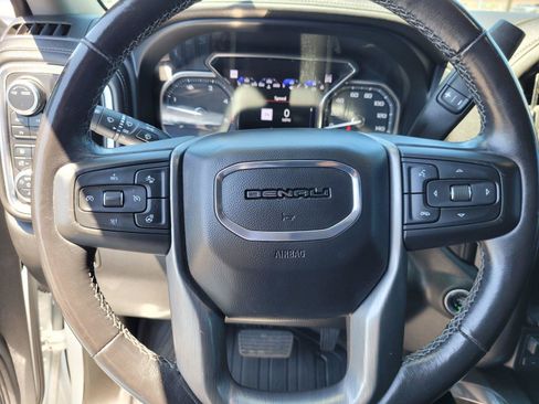Used 2022 GMC Sierra 2500 Denali w/ Denali Ultimate Package AWD/4WD image 34
