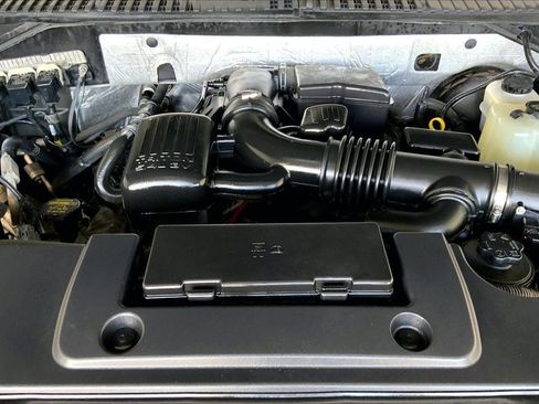 Used 2012 Ford Expedition Limited RWD image 9