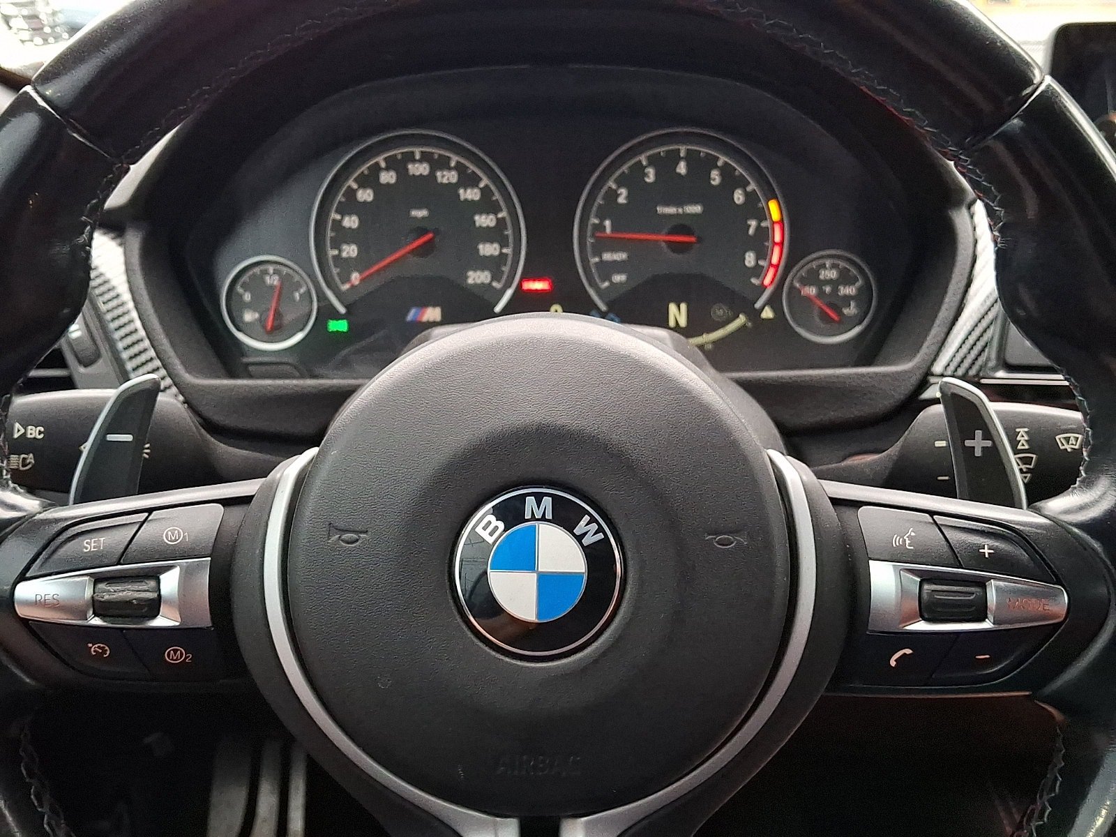Used 2015 BMW M4 Convertible RWD image 19