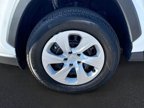 Used 2025 Toyota RAV4 LE FWD image 29