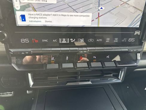 New 2026 GMC Hummer EV SUV w/ LPO, Illumination Package image 19