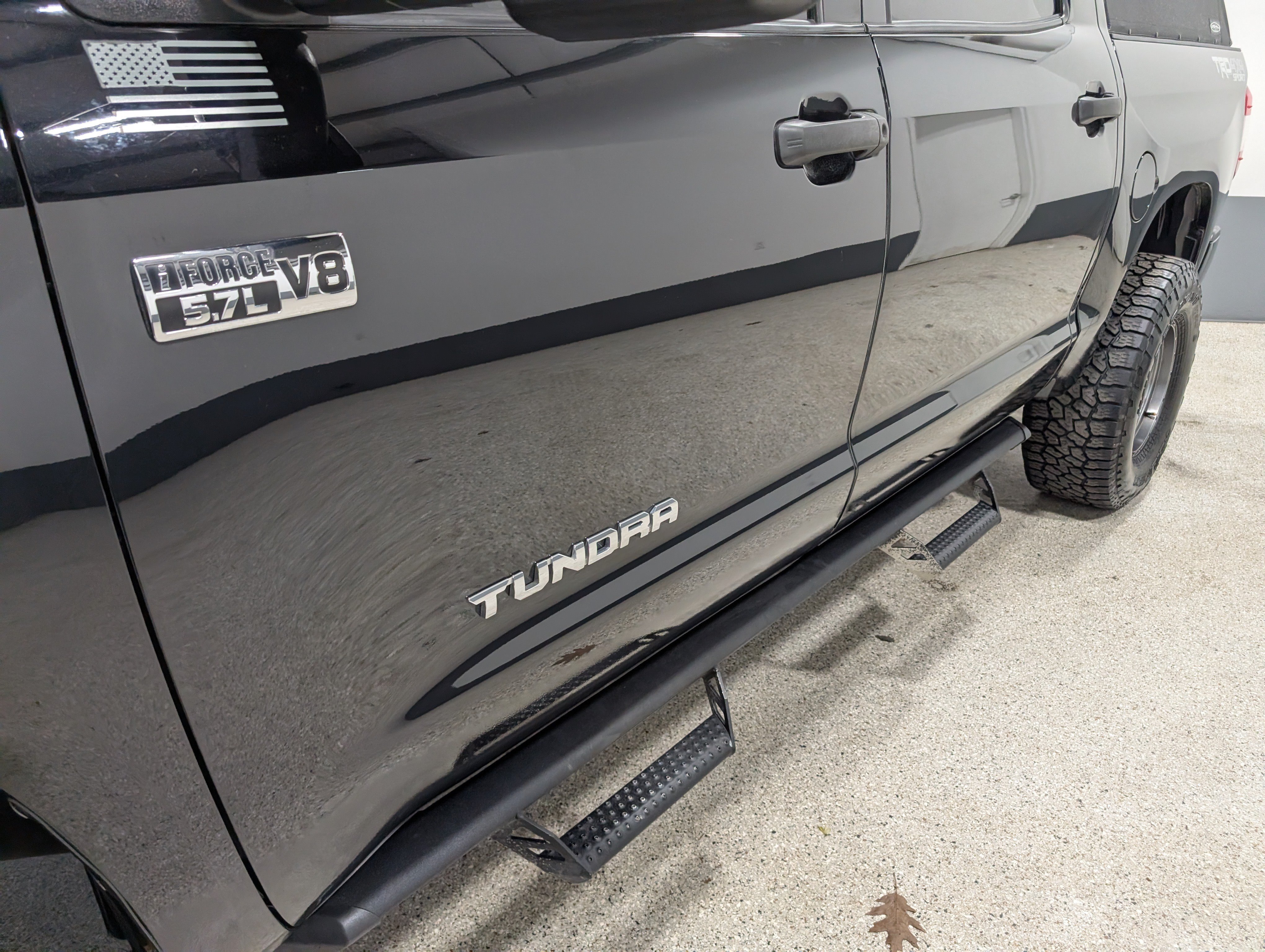 Used 2021 Toyota Tundra SR5 w/ TRD Sport Package AWD/4WD image 9