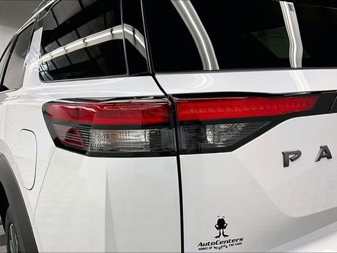 New 2026 Nissan Pathfinder Platinum image 20