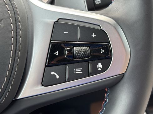 Certified 2025 BMW X5 M60i AWD/4WD image 20