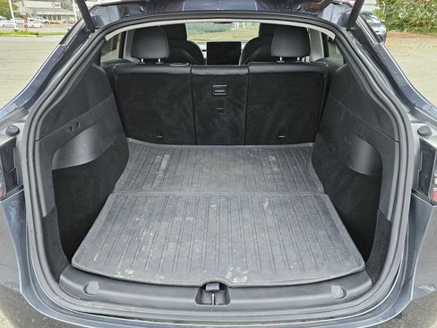 Used 2020 Tesla Model Y Long Range image 14