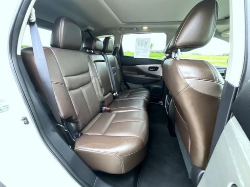 Used 2015 Nissan Murano Platinum w/ Platinum Technology Package AWD/4WD image 19