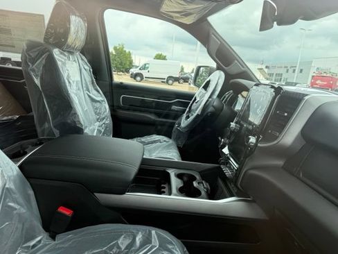 New 2026 RAM 1500 Big Horn AWD/4WD image 10
