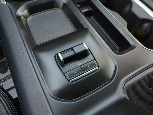 Certified 2024 GMC Sierra 2500 Denali w/ Denali Reserve Package image 30