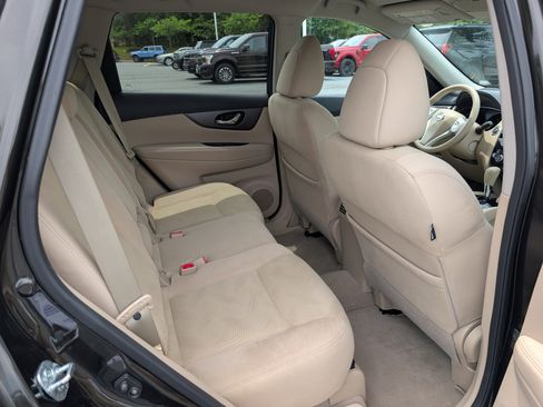 Used 2014 Nissan Rogue SV AWD/4WD image 11