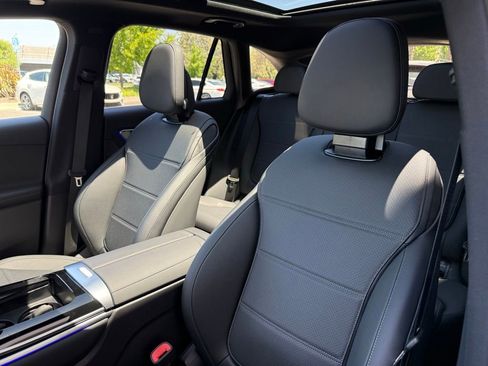 New 2026 Mercedes-Benz GLC 300 image 13