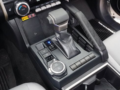 Used 2024 Toyota Tacoma SR5 image 16