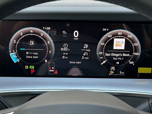 New 2026 Volkswagen Tiguan SE R-Line FWD image 22