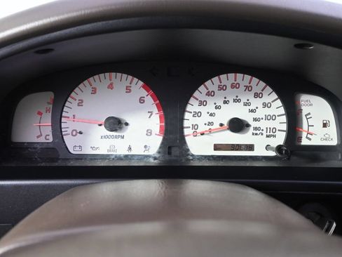 Used 2003 Toyota Tacoma PreRunner w/ SR5 Pkg RWD image 23