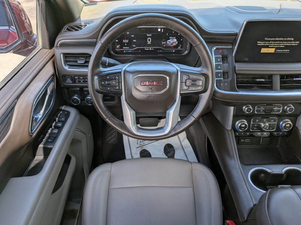 Used 2023 GMC Yukon SLT w/ SLT Premium Package RWD image 17