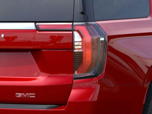 New 2026 GMC Yukon XL Denali w/ Sun & Power Step Package AWD/4WD image 11