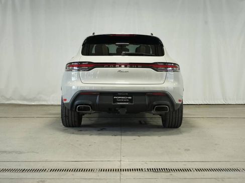 Certified 2026 Porsche Macan AWD/4WD image 6