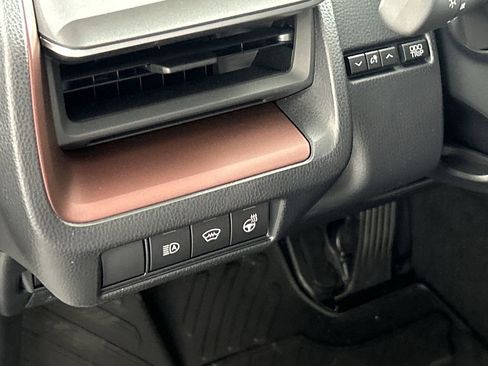 New 2026 Toyota Prius Plug-In Hybrid image 12