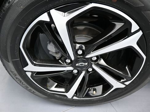 Used 2021 Chevrolet TrailBlazer RS w/ Sun and Liftgate Package FWD image 46