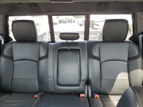 Used 2020 RAM 2500 Laramie w/ Night Edition AWD/4WD image 13