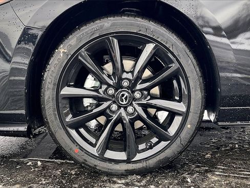 New 2026 MAZDA MAZDA3 Hatchback w/Premium Plus Pkg image 12