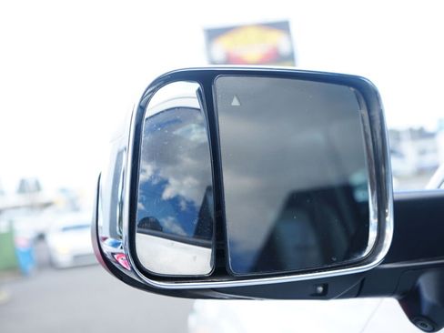 Used 2020 RAM 2500 Laramie image 11