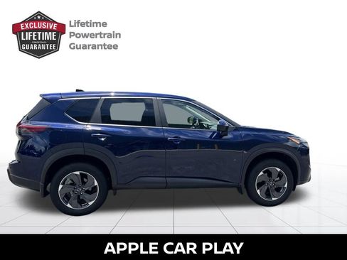Certified 2025 Nissan Rogue SV FWD image 8