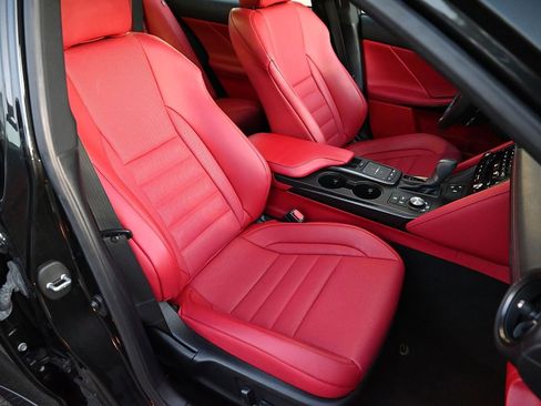 Used 2024 Lexus IS 300 F Sport image 8