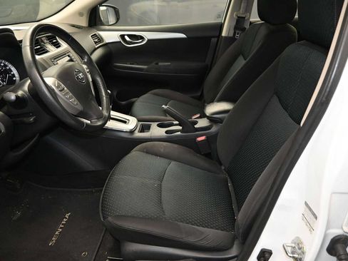 Used 2014 Nissan Sentra SR w/ SR Driver Package FWD image 19