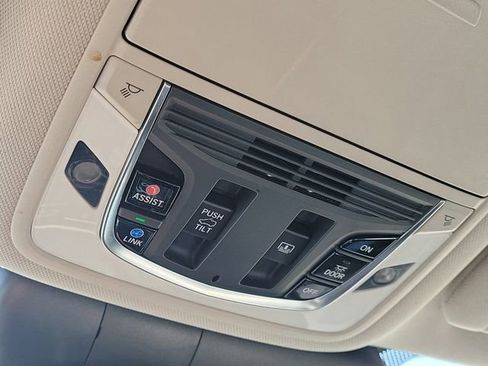 Used 2021 Acura RDX w/ Technology Package image 31